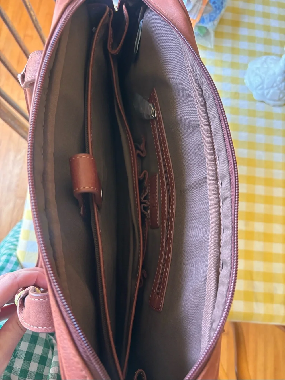 New Liz Claiborne Leather Laptop Case bag carrier Brown Brandy Color